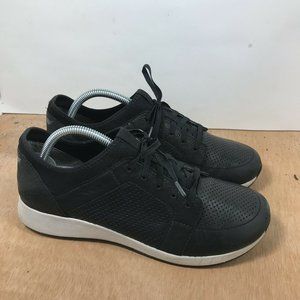 Dansko Black Athletic Women's Size EU 40 / US 39 Sneakers Lace